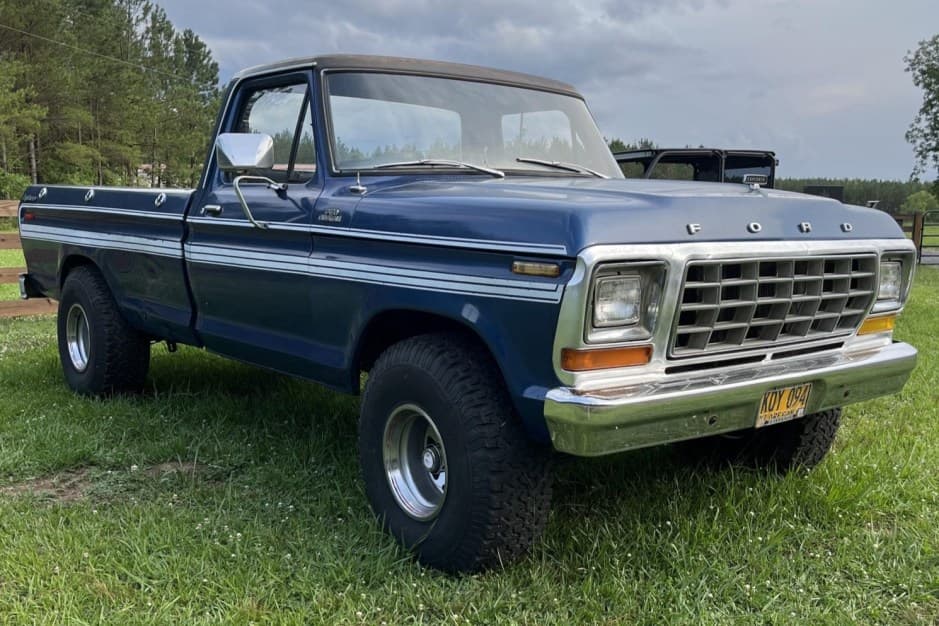 1979 Ford F-Series 1973-1979 sold for $5,250