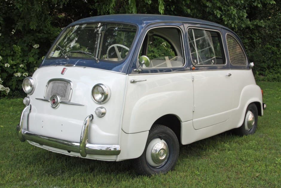 1966 Fiat 600 Multipla sold for $22,500