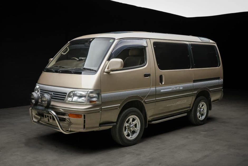 1993 Toyota HiAce sold for $13,751