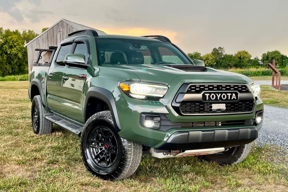 2020 Toyota Tacoma (N300 2016-2023) sold for $40,250