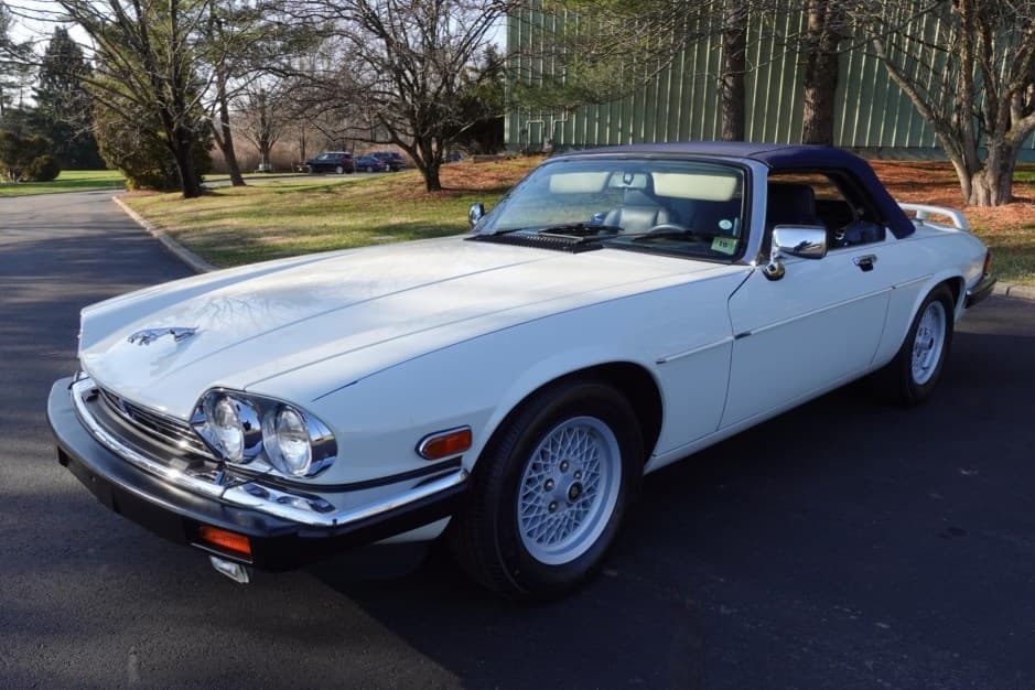 1989 Jaguar XJS sold for $11,100