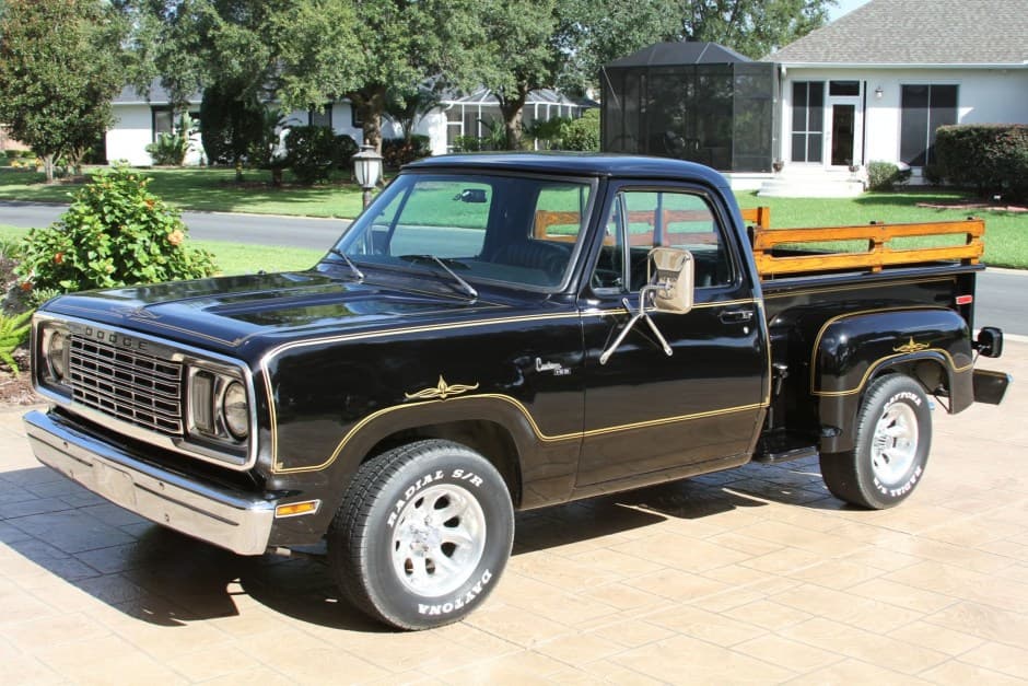 1978 Dodge D-Series (1972-1980) sold for $16,250