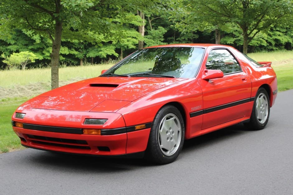 1988 Mazda RX-7 FC sold for $31,750