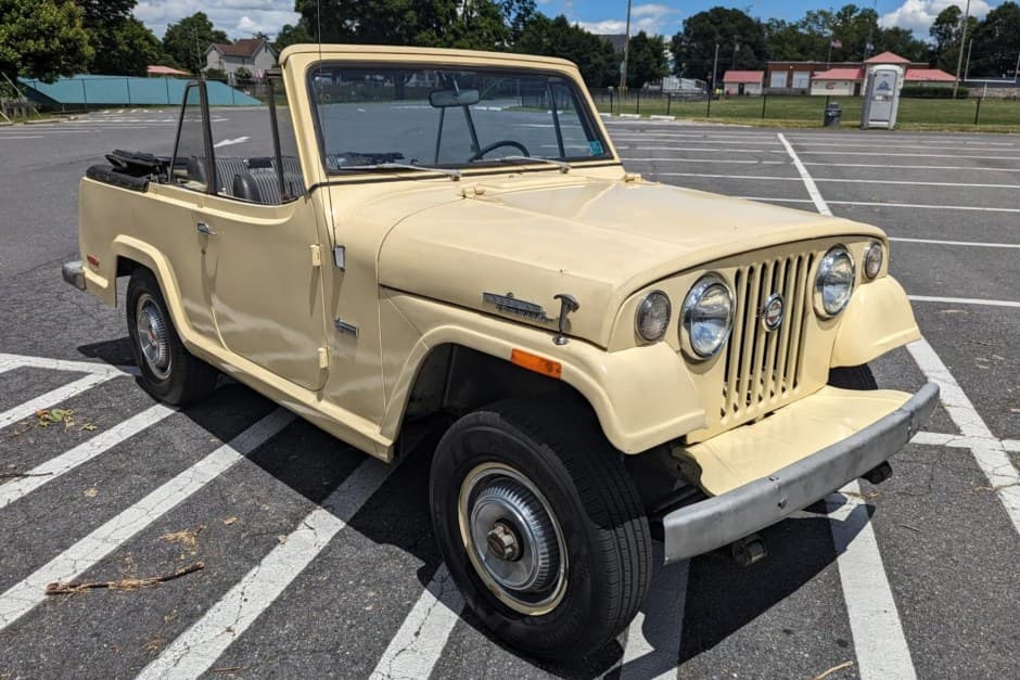 1970 Jeep Jeepster Commando sold for $10,750