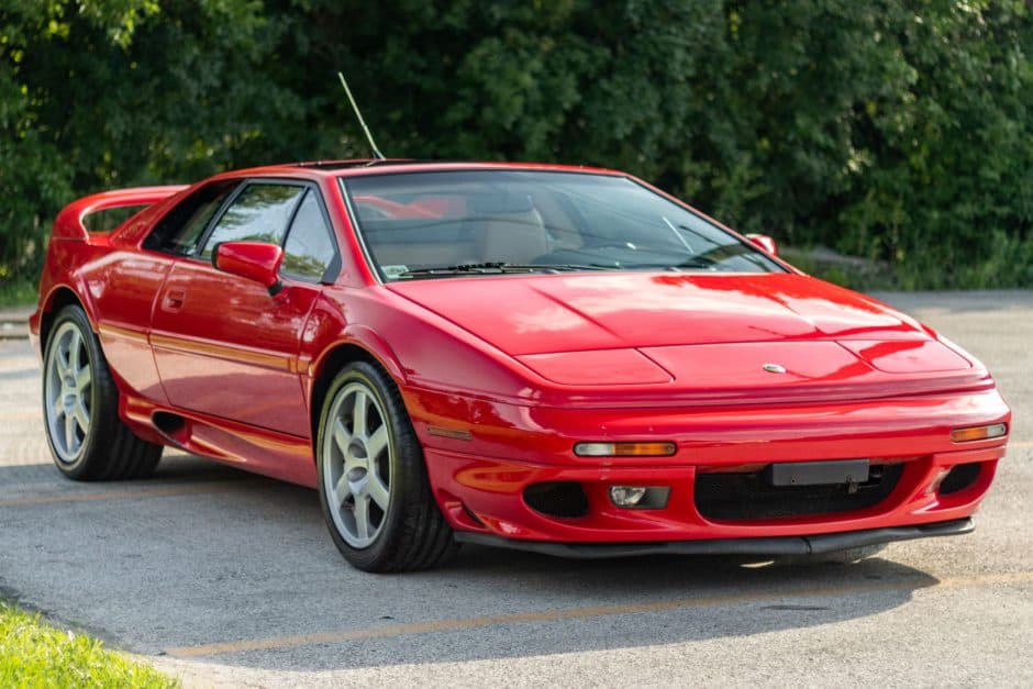 1997 Lotus Esprit sold for $57,500