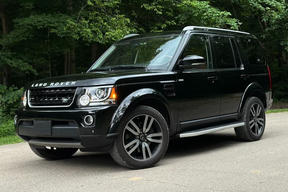2016 Land Rover LR4 sold for $34,000