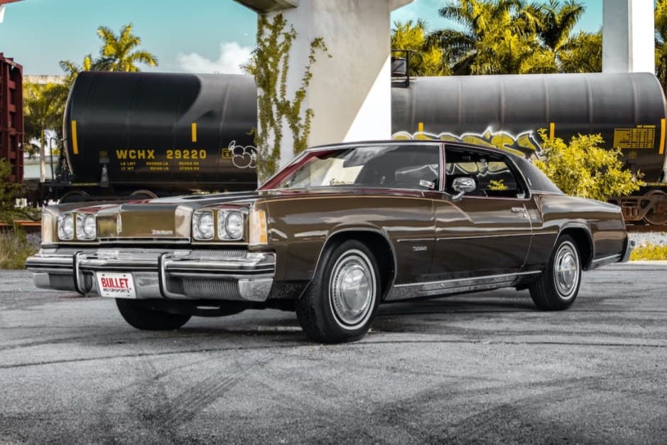 1973 Oldsmobile Toronado sold for $13,005