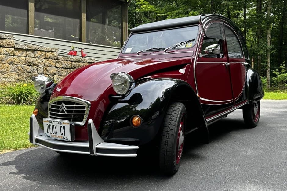 1982 Citroen 2CV sold for $21,750