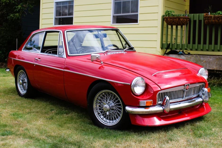 1968 MG MGC sold for $16,000