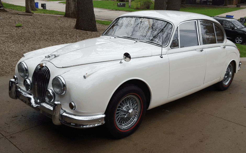 1962 Jaguar Mk II sold for $18,000