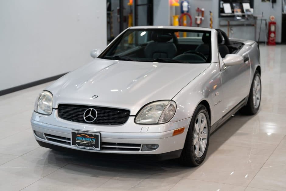 1999 Mercedes-Benz SLK-Class sold for $9,350