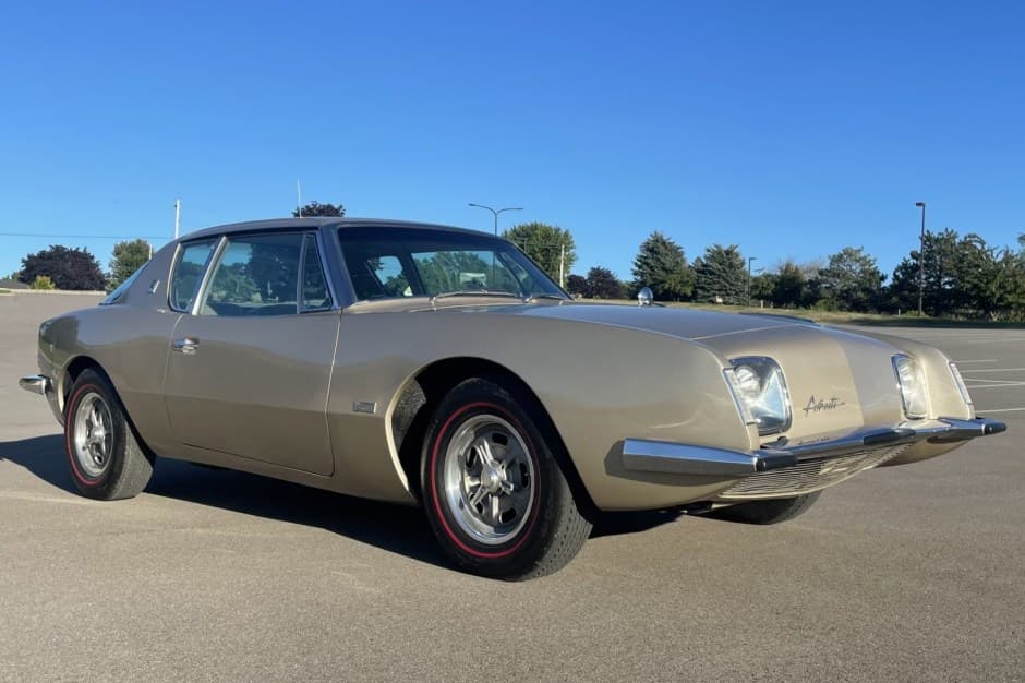 1964 Studebaker Avanti sold for $28,500