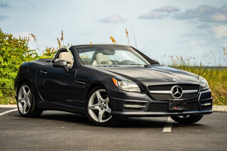 2014 Mercedes-Benz SLK-Class sold for $21,251