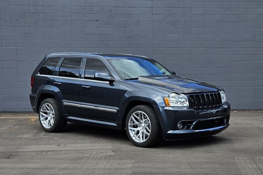 2007 Jeep WK Grand Cherokee sold for $29,000