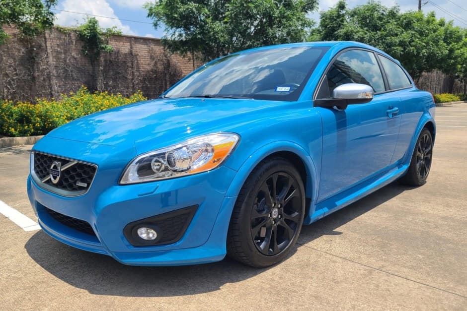 2013 Volvo C30 sold for $37,000