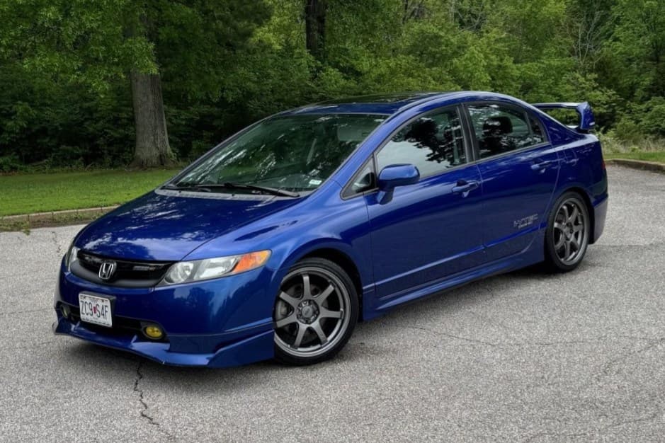 2008 Honda Civic Si sold for $16,750