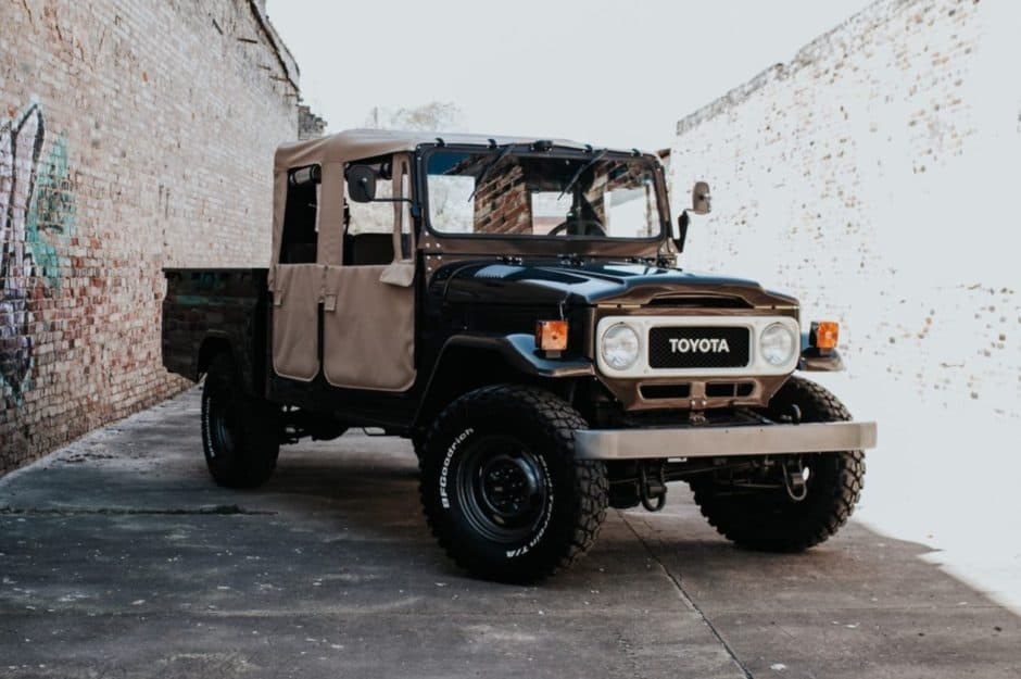 1992 Toyota Land Cruiser FJ40 sold for $50,000