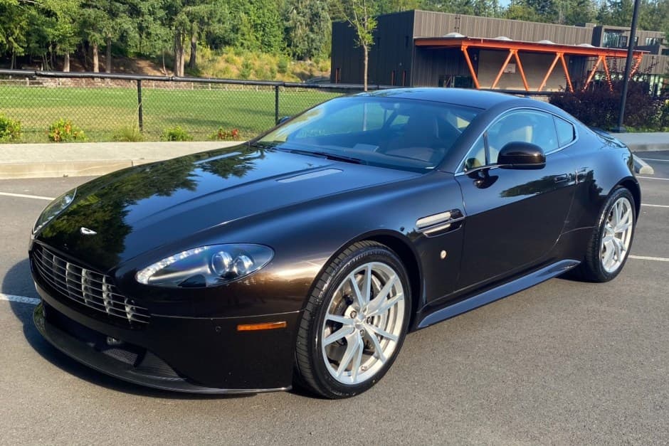 2012 Aston Martin V8 Vantage (2006+) sold for $42,250