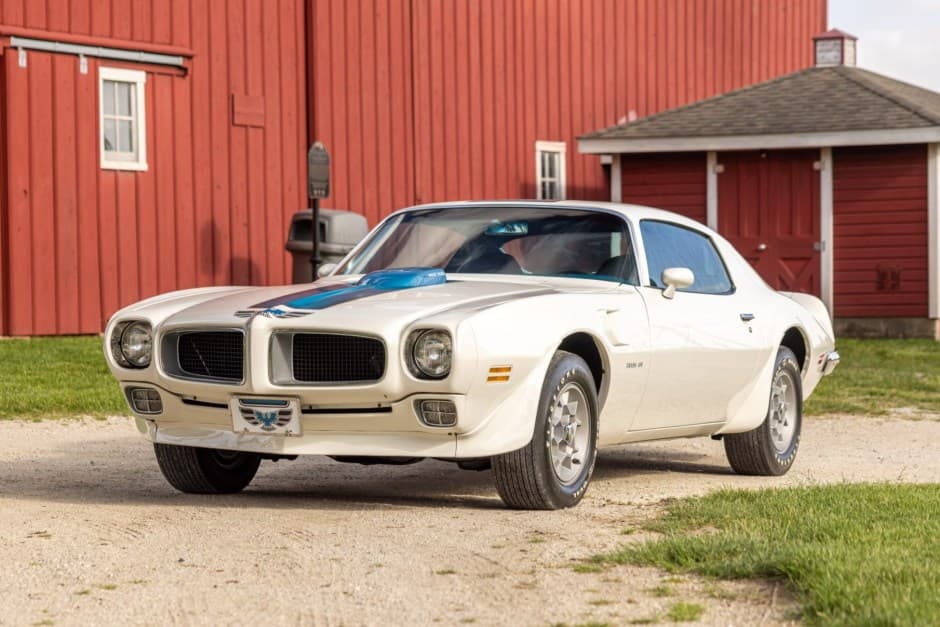 1971 Pontiac Firebird (1970-1981) sold for $85,000
