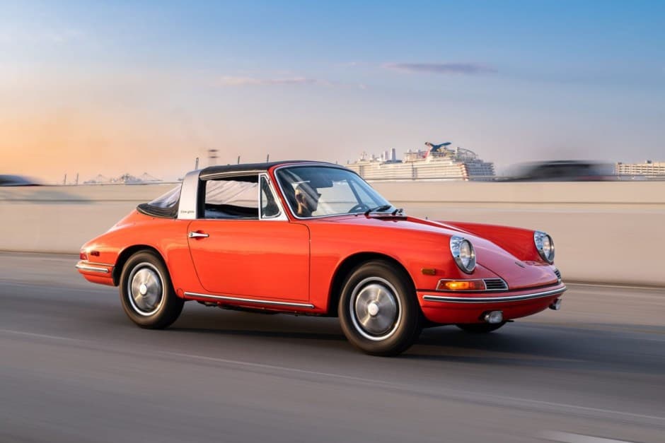 1968 Porsche 912 sold for $76,412