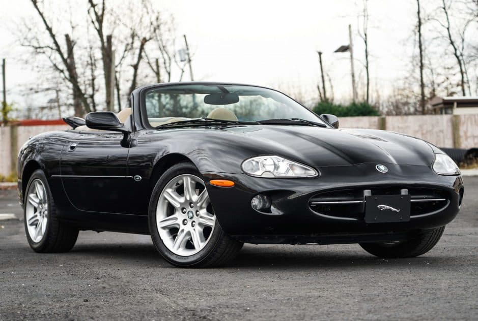 2000 Jaguar  sold for $14,000