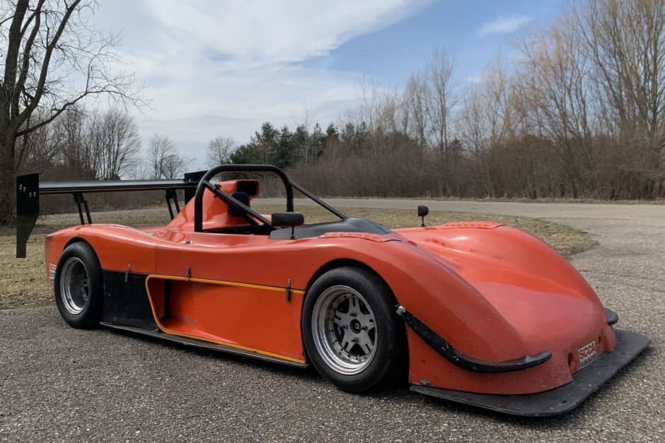 2000 Radical  sold for $16,900