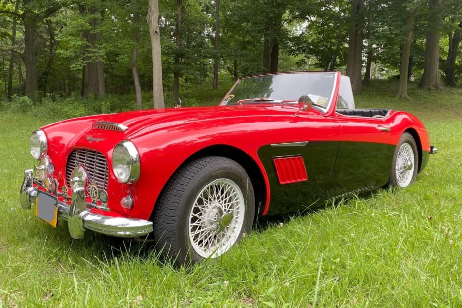 1959 Austin-Healey 3000 sold for $20,500