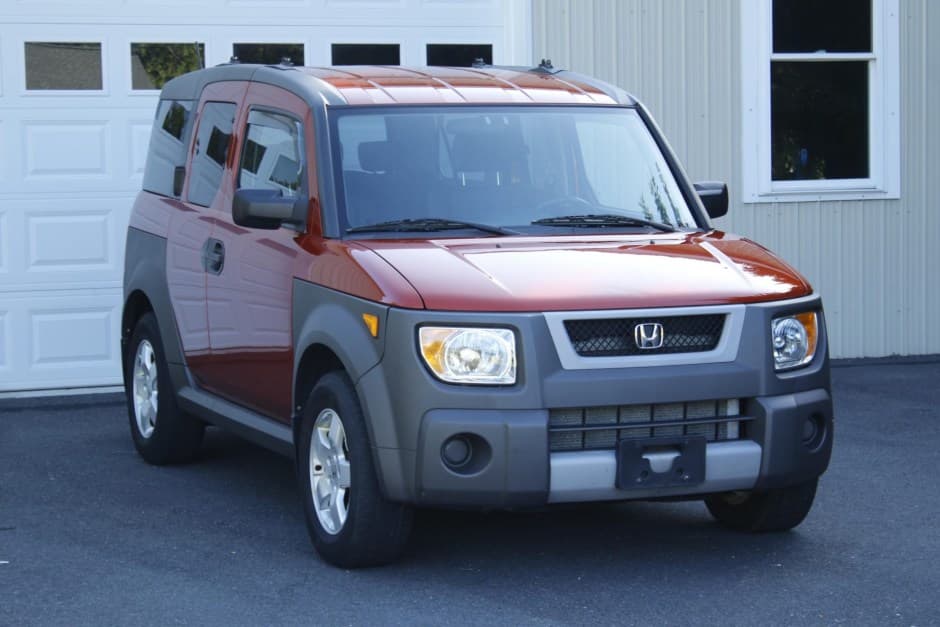 2005 Honda Element sold for $13,255