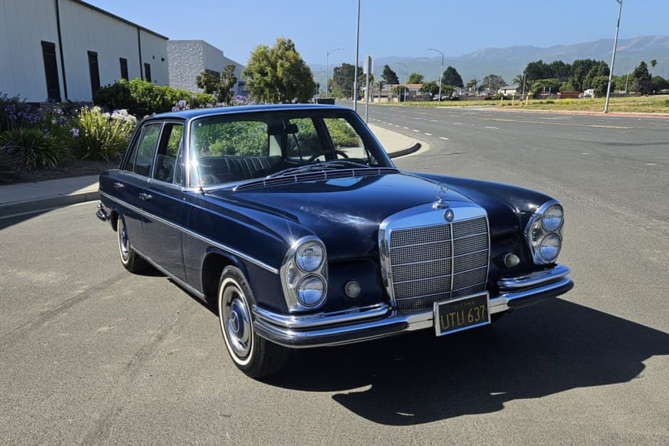 1967 Mercedes-Benz W108 & W109 sold for $5,600