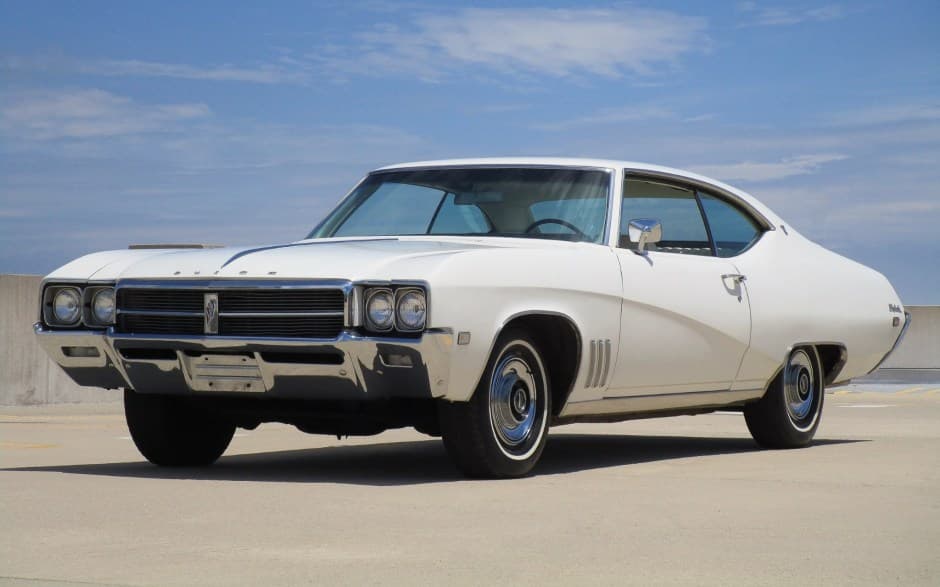 1969 Buick Skylark sold for $9,300