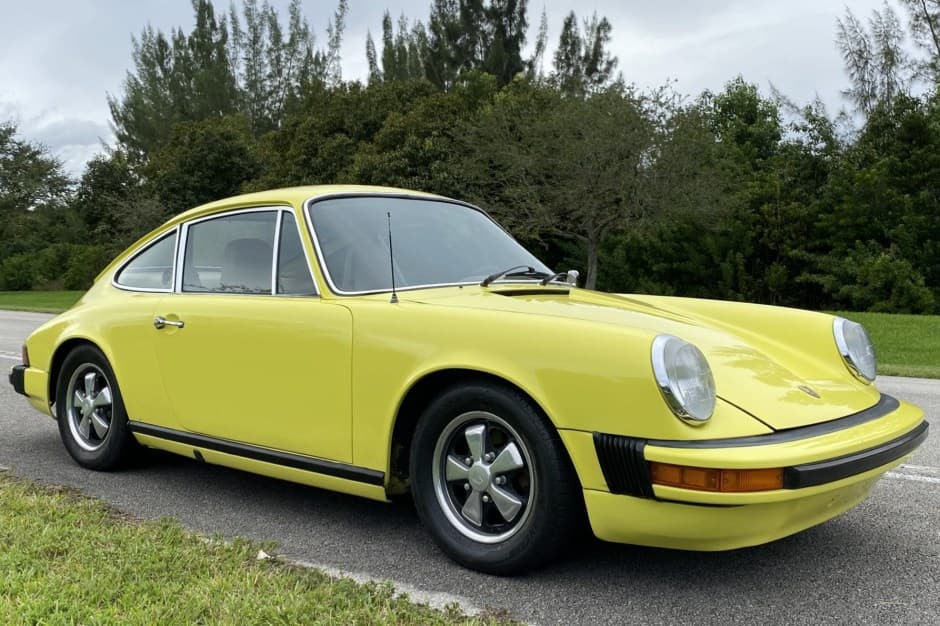 1976 Porsche 912E sold for $35,000
