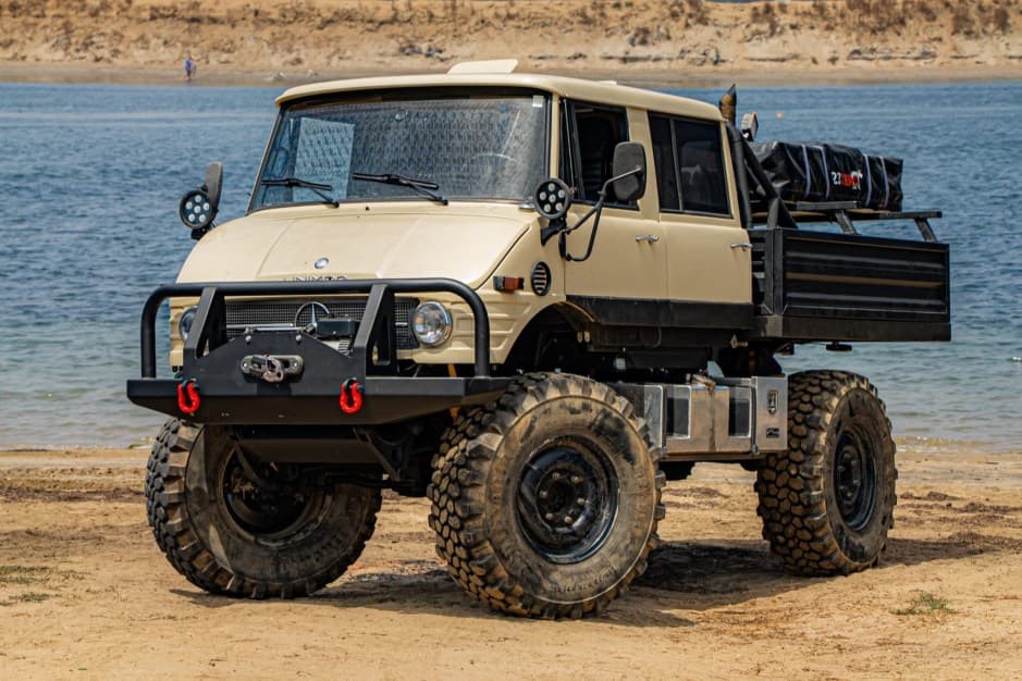1976 Mercedes-Benz Unimog sold for $95,000