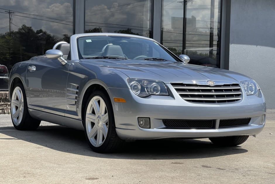 2005 Chrysler Crossfire sold for $15,250