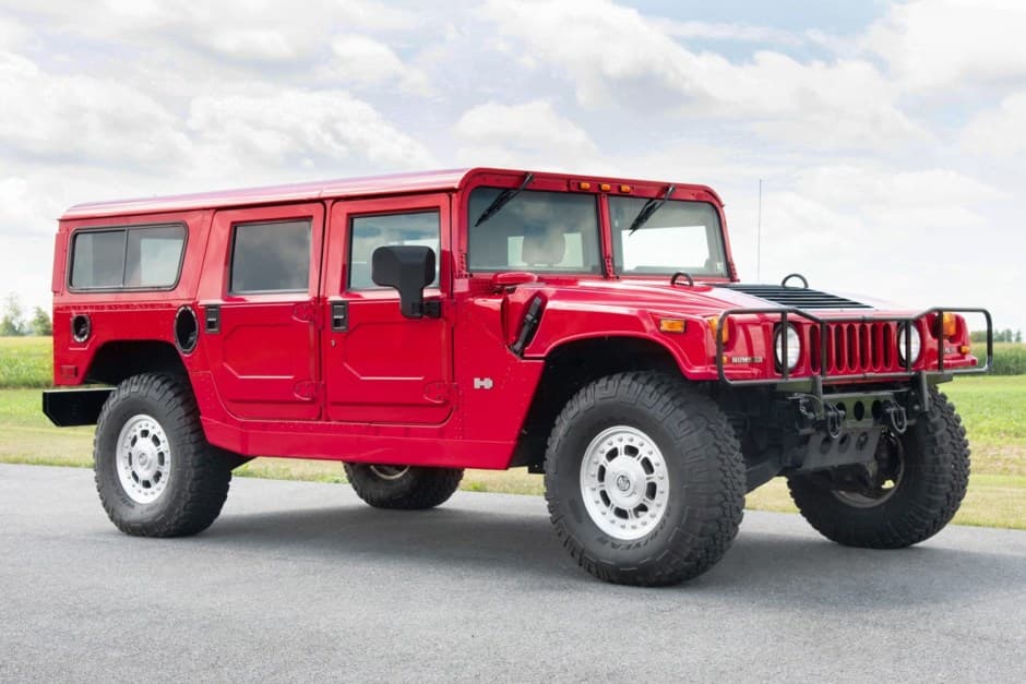 2002 Hummer H1 sold for $77,000