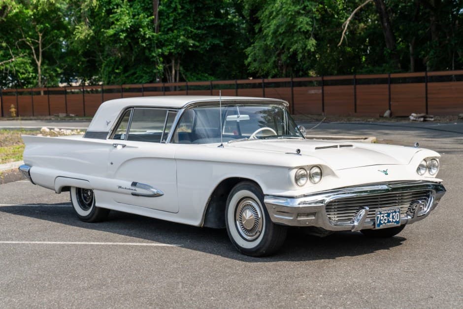 1959 Ford Thunderbird (1958-1960) sold for $10,100