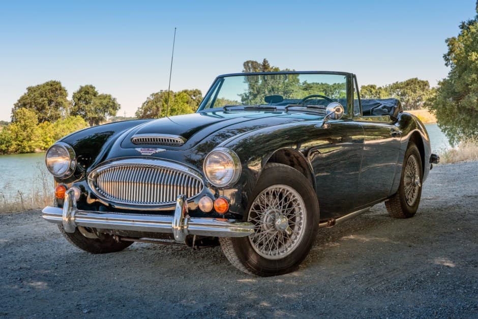 1966 Austin-Healey 3000 sold for $45,250
