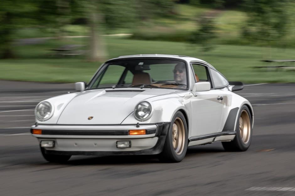 1976 Porsche 930 Turbo sold for $115,500