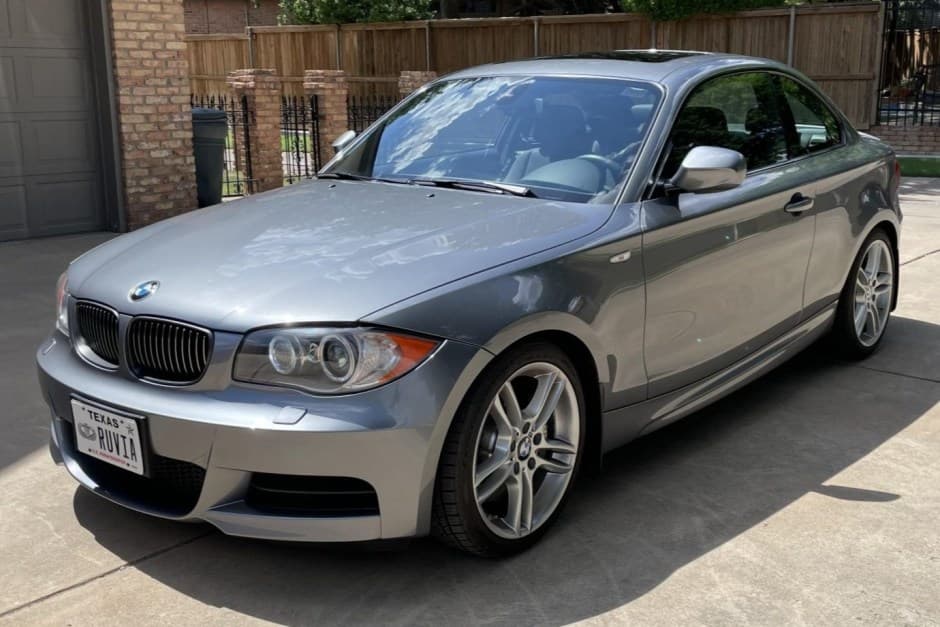 2010 BMW E82/E88 1-Series sold for $19,000
