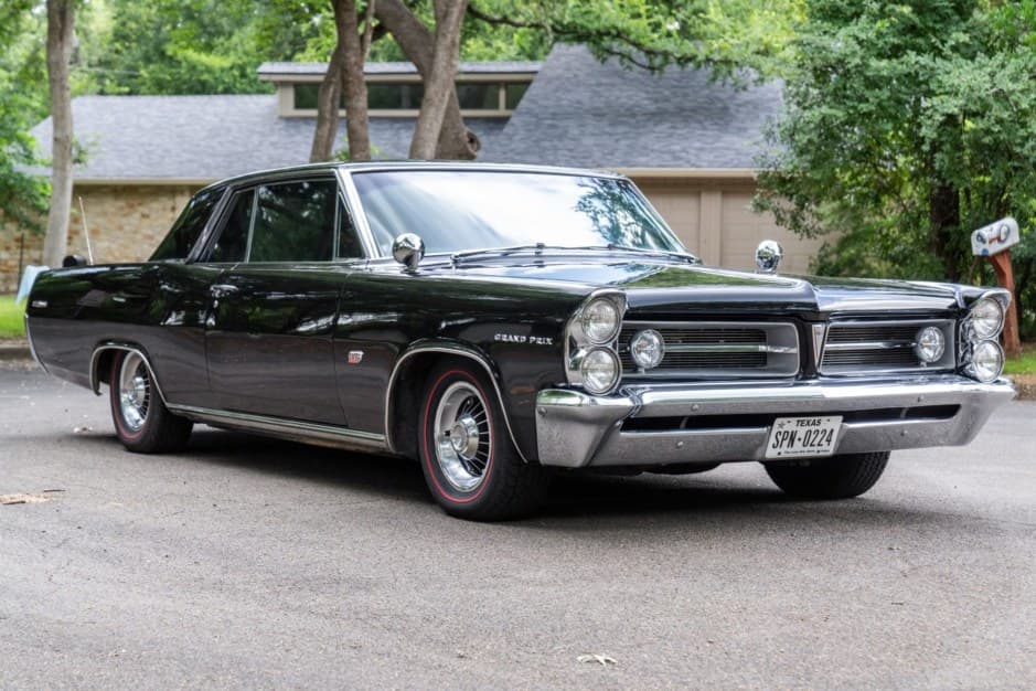 1963 Pontiac Grand Prix sold for $25,000