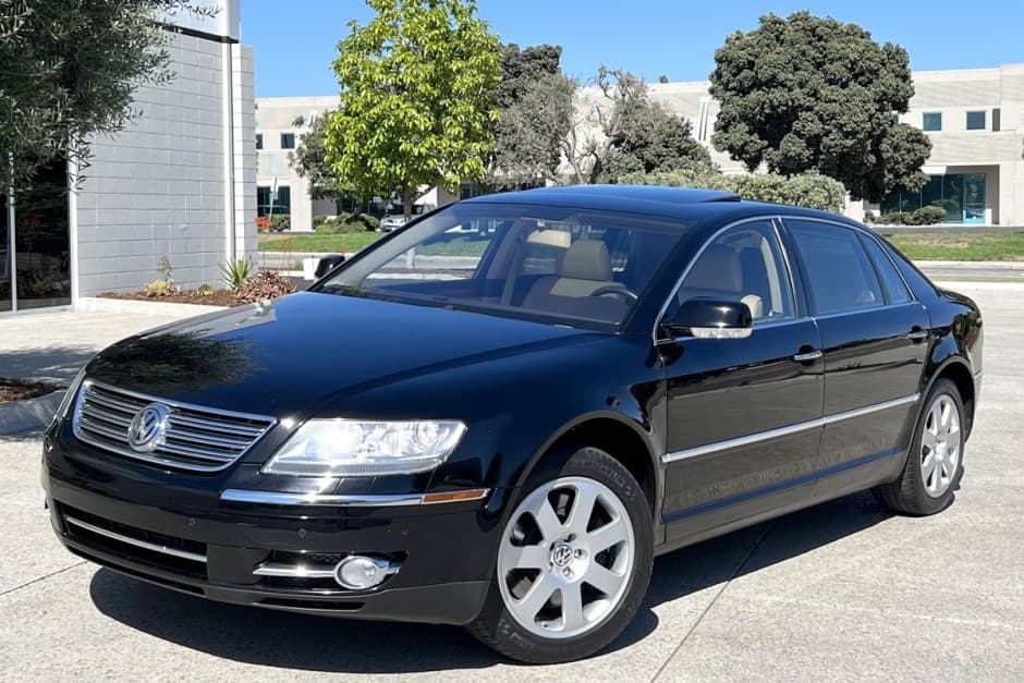 2004 Volkswagen Phaeton sold for $12,250