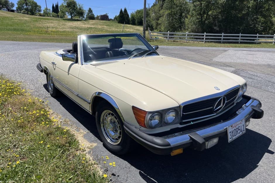 1981 Mercedes-Benz R107 SL sold for $8,500