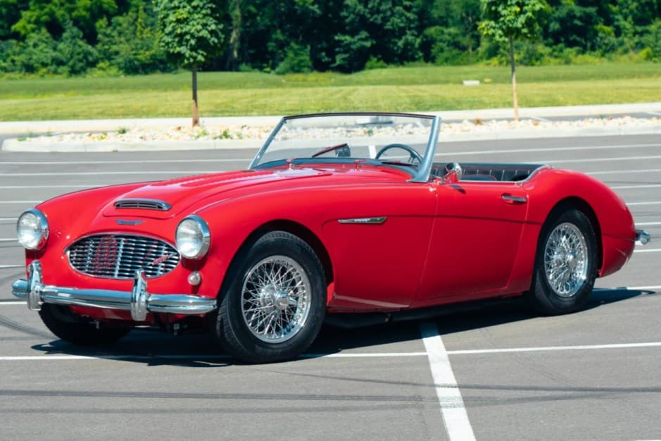 1961 Austin-Healey 3000 sold for $38,000