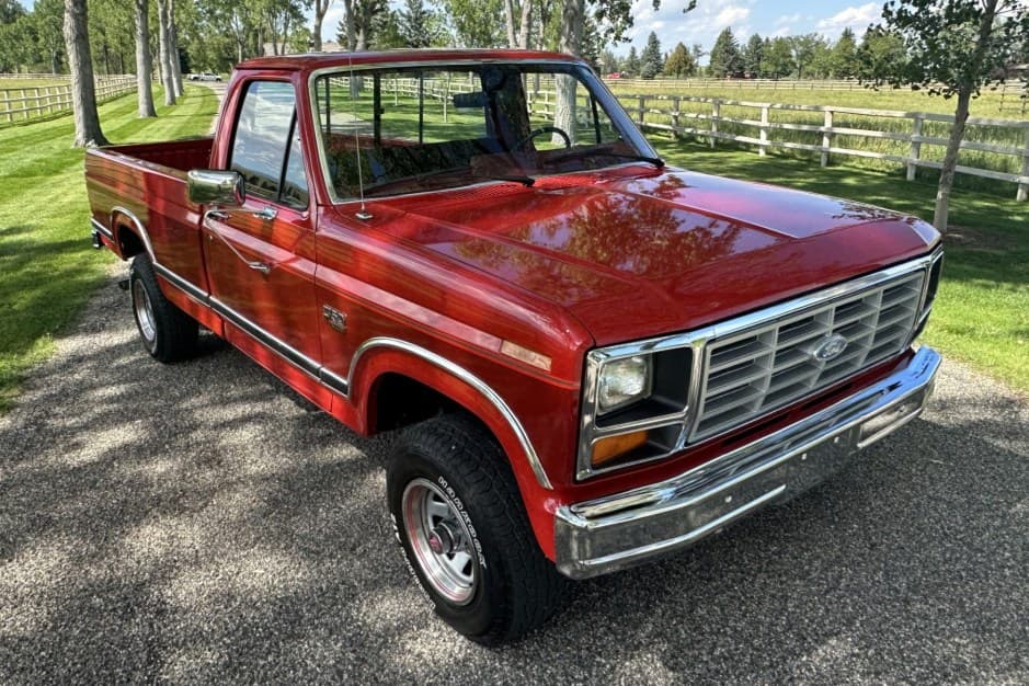 1985 Ford F-Series 1980-1986 sold for $31,500