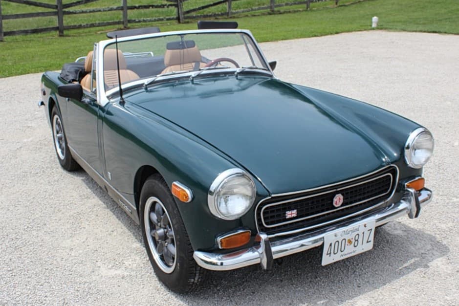 1972 MG Midget sold for $15,500