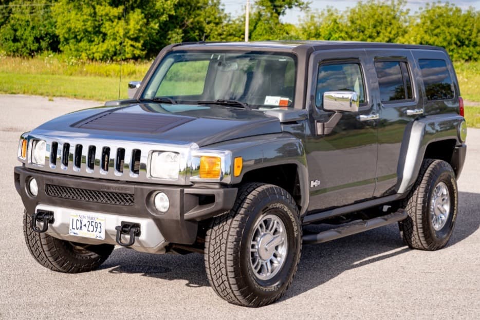 2008 Hummer H3 sold for $19,700