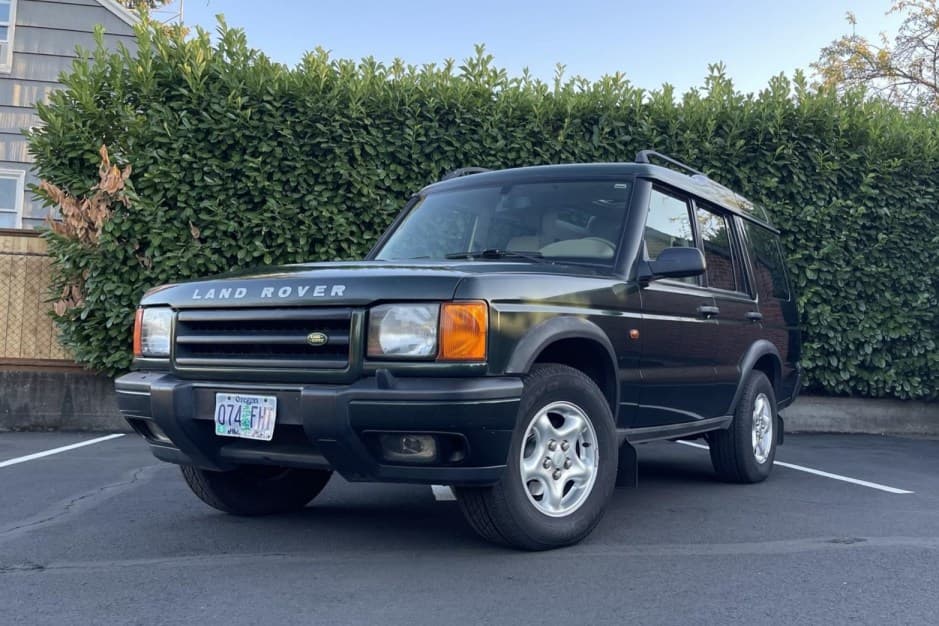 2000 Land Rover Discovery sold for $11,100