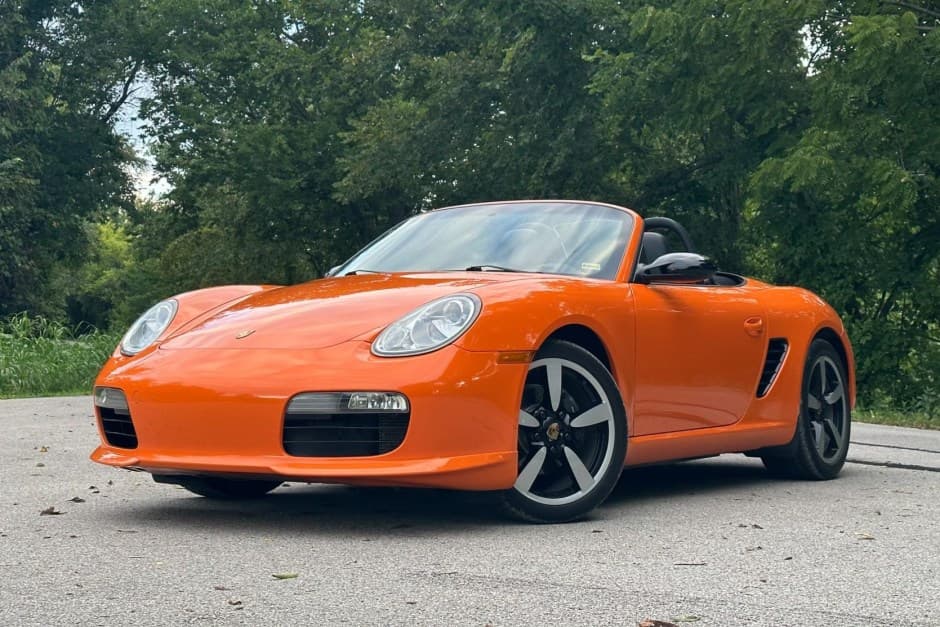 2008 Porsche 987 Boxster sold for $33,000