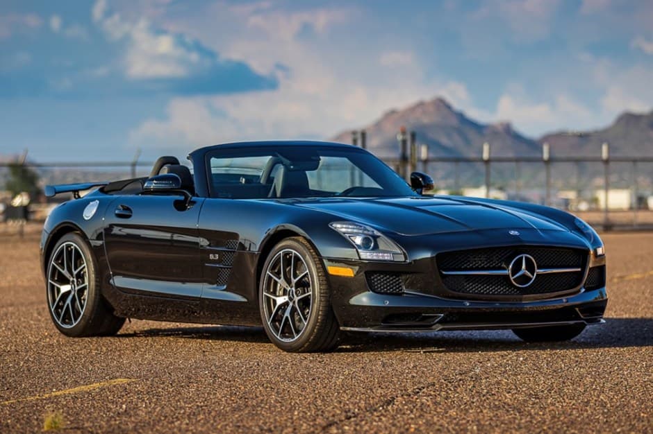 2015 Mercedes-Benz SLS AMG sold for $263,000