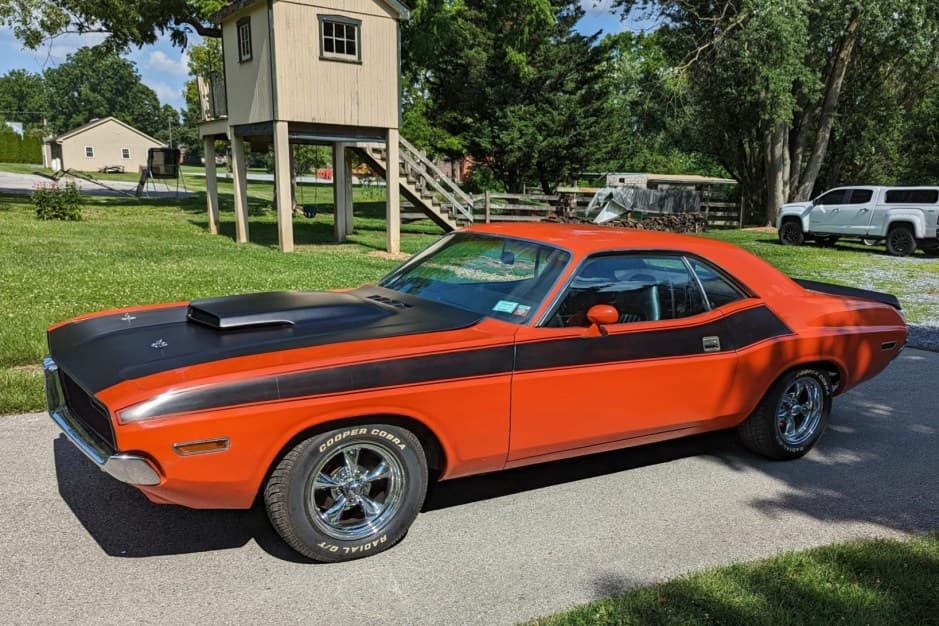 1974 Dodge Challenger (1970-1974) sold for $31,000