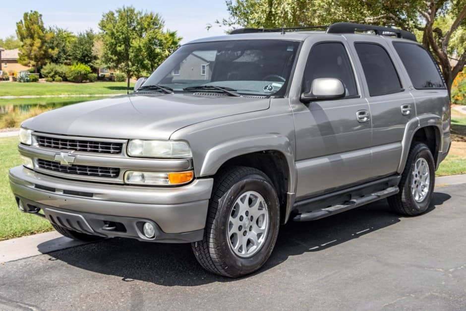 2002 Chevrolet Tahoe GMT800 sold for $34,250